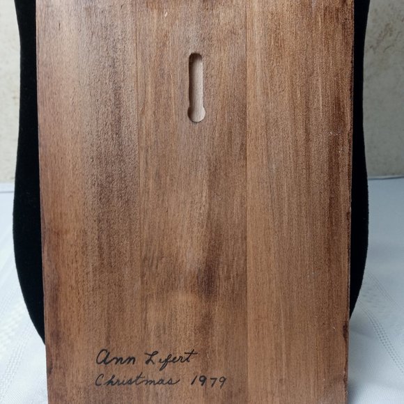 Joan Walsh Anglund 1960 Love Is A Special Way of Feeling Sky Wooden Wall Plaque - Picture 6 of 8